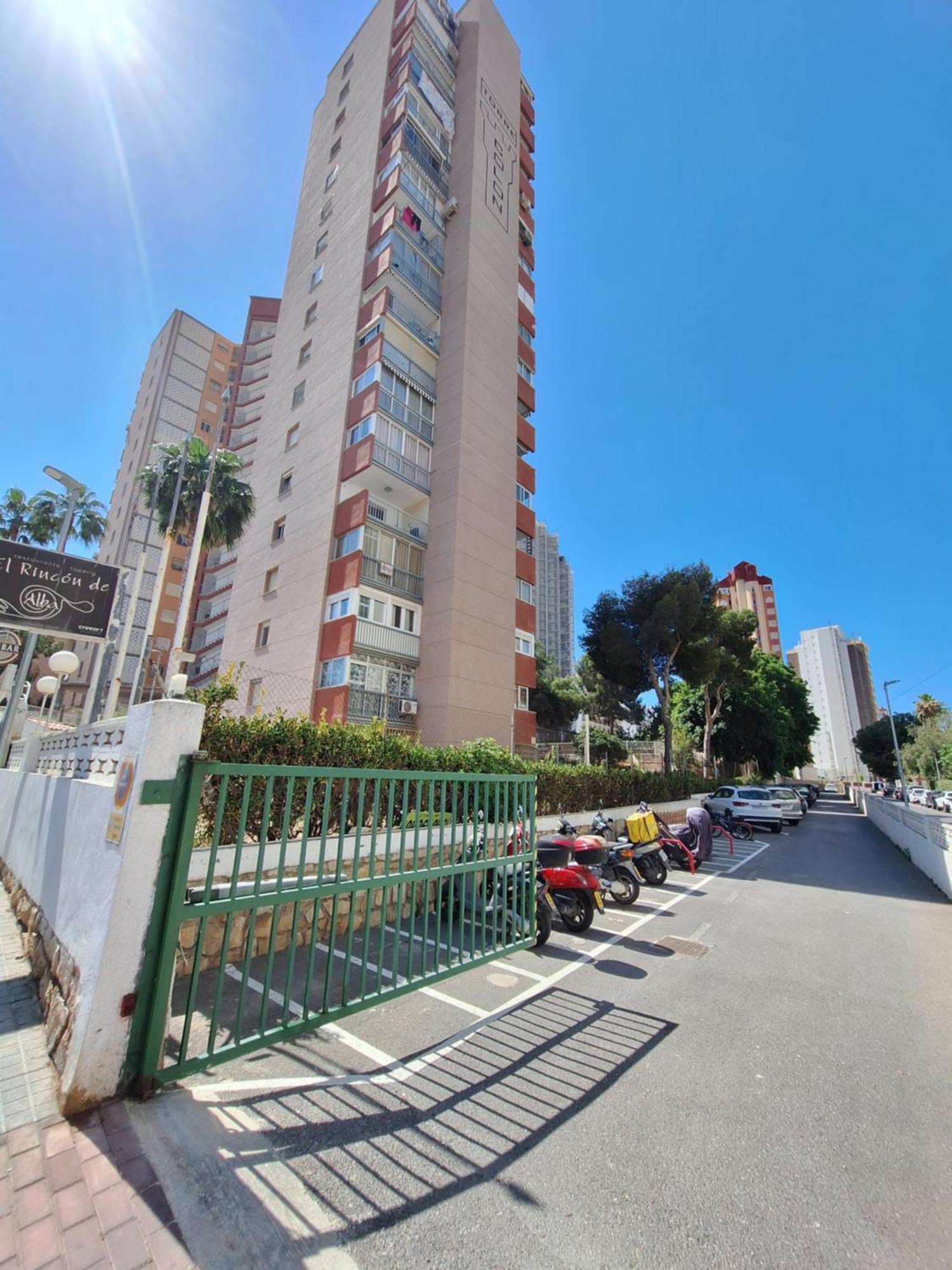 Beautiful 2 Bedrooms Aparatament Benidorm Exterior photo